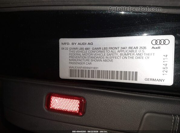 WAUEAAF45NN011831 2022 AUDI A4 Black Engine compartment view