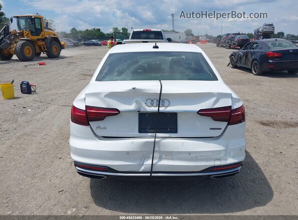 WAUEAAF47NN014956 2022 AUDI A4 White 