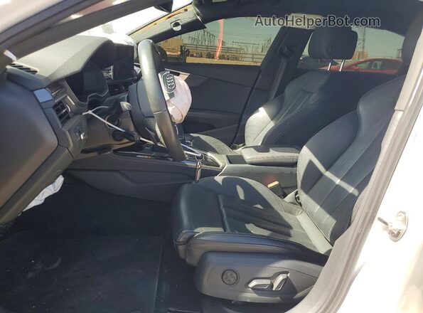 WAUEAAF4XPN011746 2023 AUDI A4 White Widok wnętrza z przodu