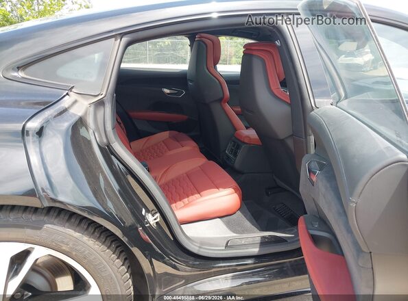 WAUEJBFW6N7004916 2022 AUDI E-TRON Black Vista de la etiqueta del VIN