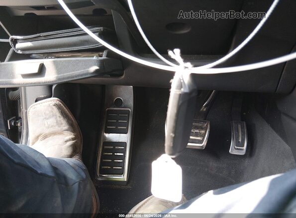 WAUENAF46JA063930 2018 AUDI A4 Gray Vista del salpicadero