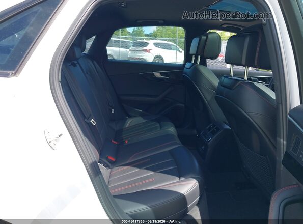 WAUENAF48JA058129 2018 AUDI A4 White 