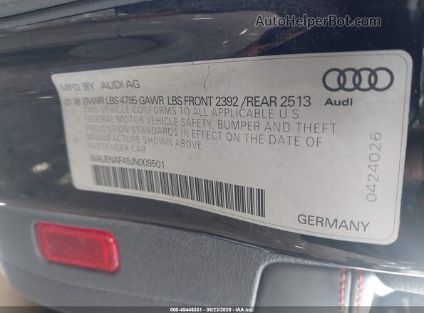 WAUENAF49JN009501 2018 AUDI A4 Black ძრავის განყოფილების ხედი