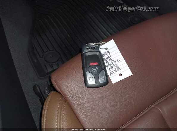 WAUENAF4XKA049191 2019 AUDI A4 White Вид панелі приладів