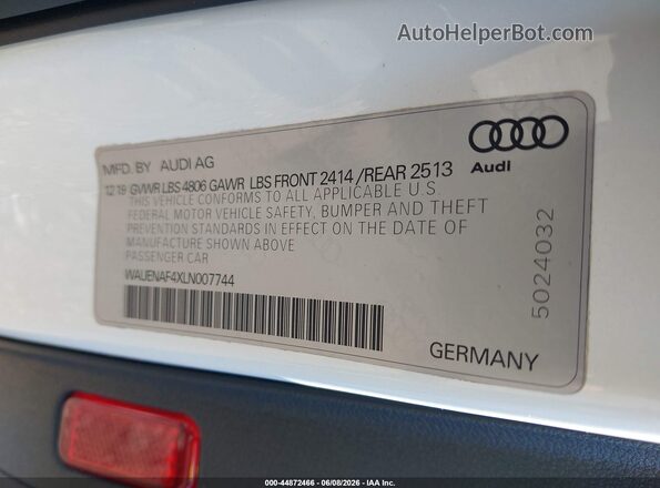 WAUENAF4XLN007744 2020 AUDI A4 White Vista del compartimento del motor