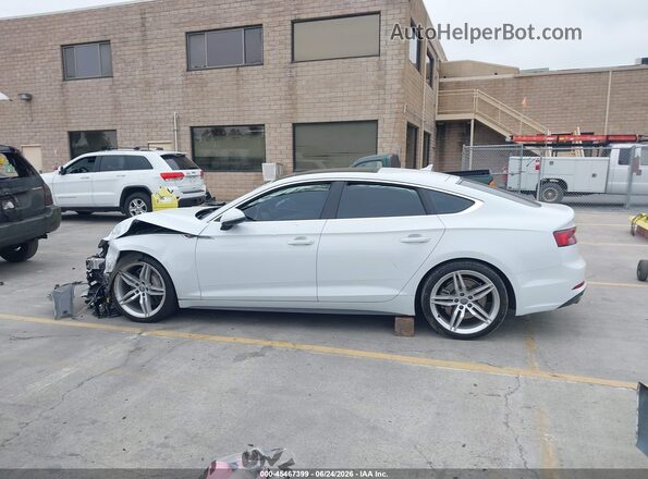 WAUENCF53KA059503 2019 AUDI A5 White Widok wnętrza 360 stopni