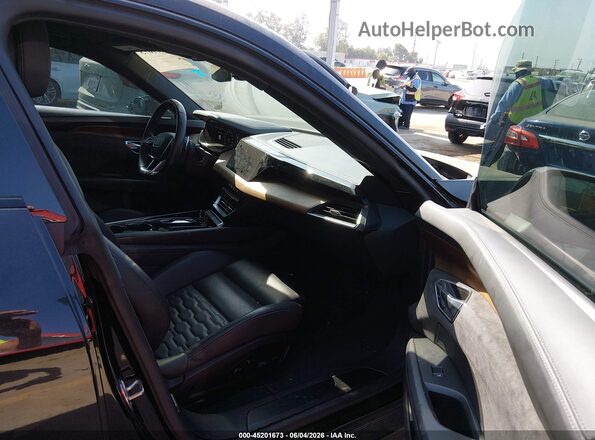 WAUFJBFW0N7003684 2022 AUDI E-TRON Black წინა სალონის ხედი