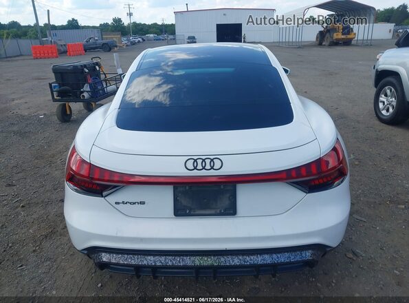 WAUFJBFW5R7004741 2024 AUDI E-TRON White 