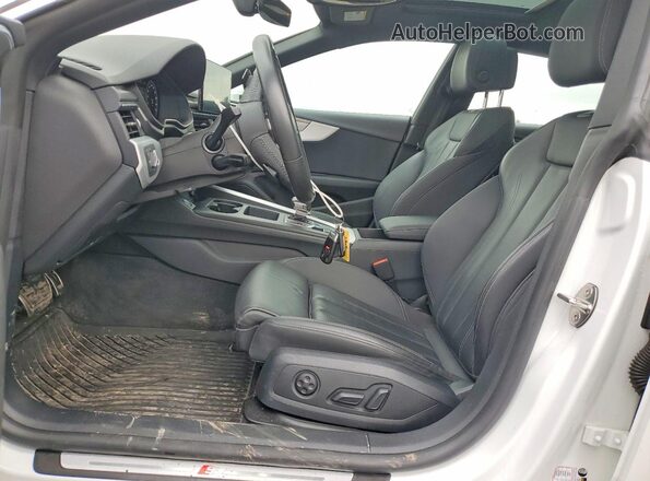 WAUFNCF59LA008187 2020 AUDI A5 White Front interior view