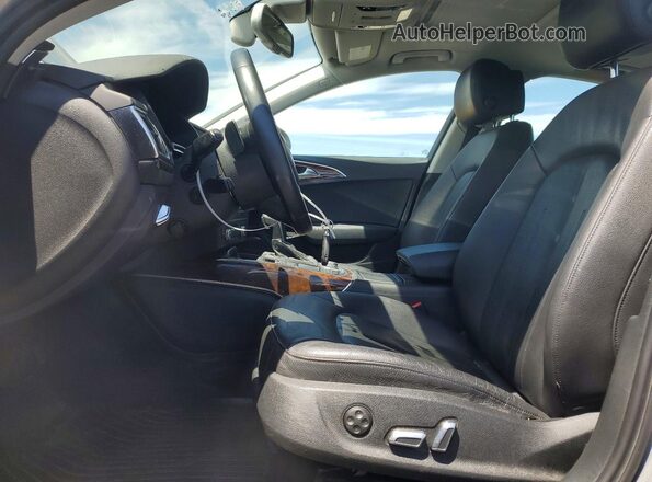WAUG3AFC8JN011990 2018 AUDI A6 Silver Вид салону спереду