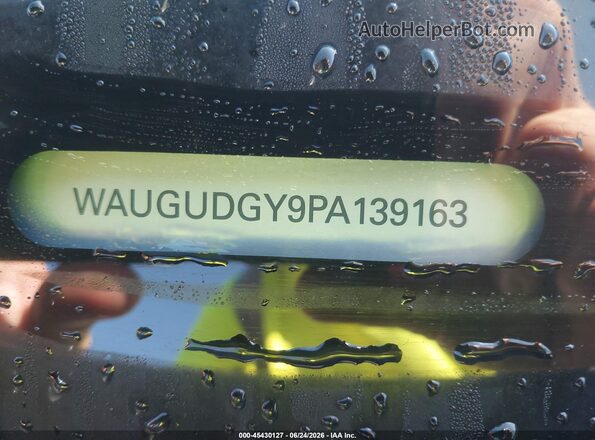 WAUGUDGY9PA139163 2023 AUDI A3 Gray Vista del compartimento del motor