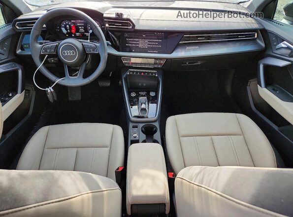 WAUGUDGYXSA051344 2025 AUDI A3 Black წინა პანელის ხედი