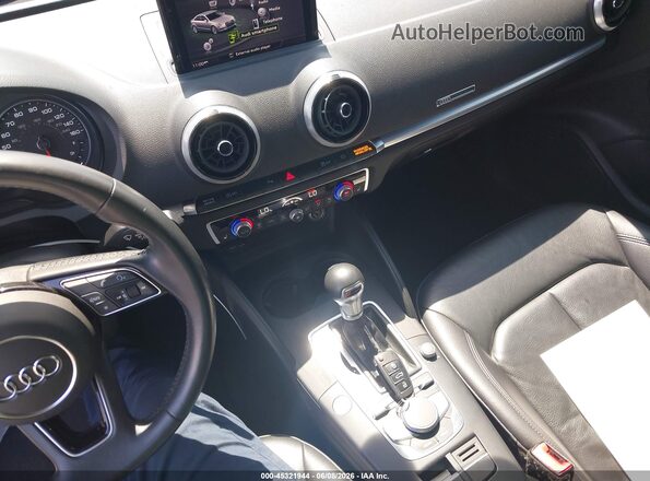 WAUGUGFF6K1009724 2019 AUDI A3 White Вид панелі приладів