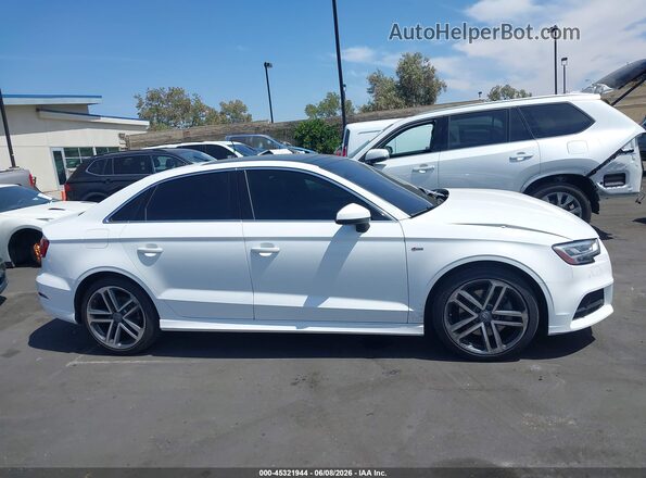 WAUGUGFF6K1009724 2019 AUDI A3 White Вид задньої частини салону
