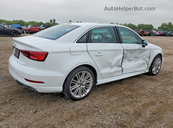 WAUGUGFF9H1042791 2017 AUDI A3 Белый Задняя правая четверть