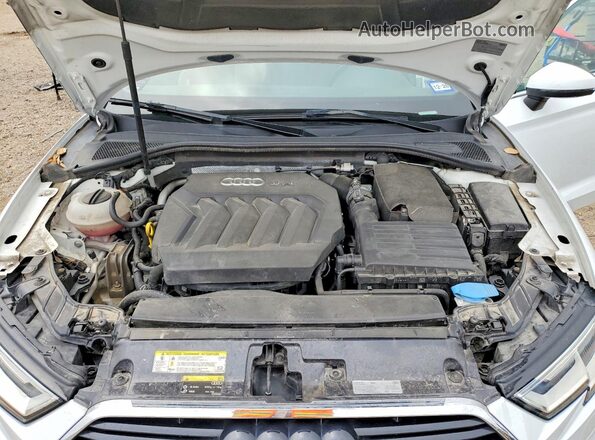WAUGUGFF9H1042791 2017 AUDI A3 Белый Вид задней части салона