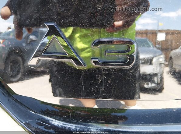 WAUHUDGY8NA077725 2022 AUDI A3 Black 