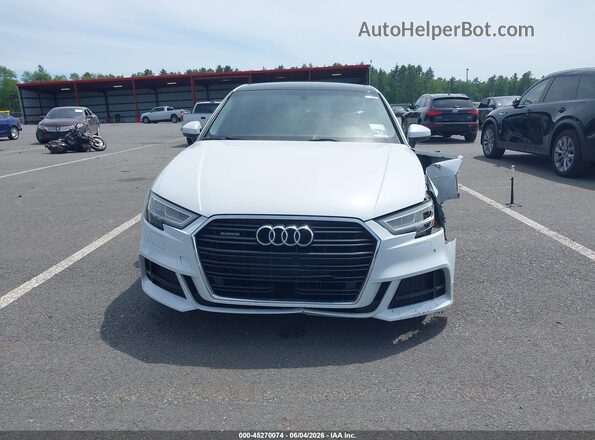 WAUJ8GFF6H1013565 2017 AUDI A3 White Vista del cuadro de instrumentos