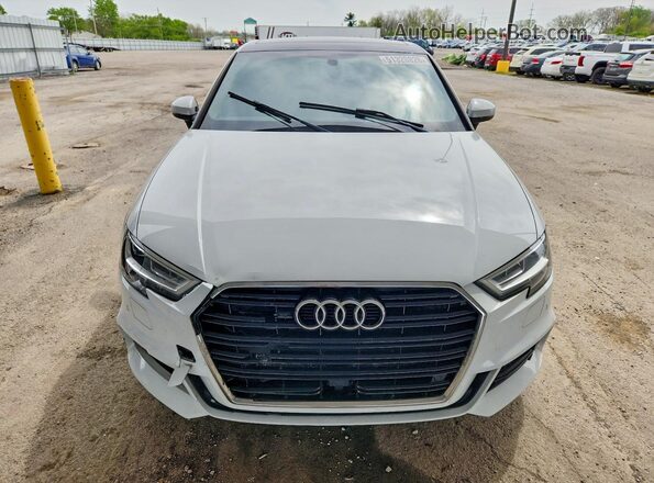 WAUJ8GFF7J1017968 2018 AUDI A3 White Widok z przodu