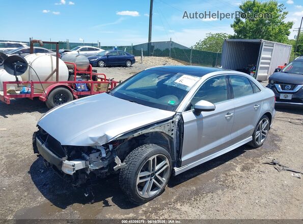 WAUJ8GFFXH1015268 2017 AUDI A3 Silver Vista tres cuartos delantera izquierda