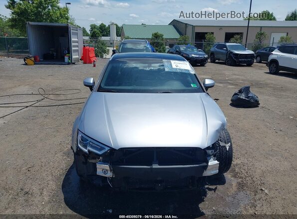WAUJ8GFFXH1015268 2017 AUDI A3 Silver Vista interior trasera