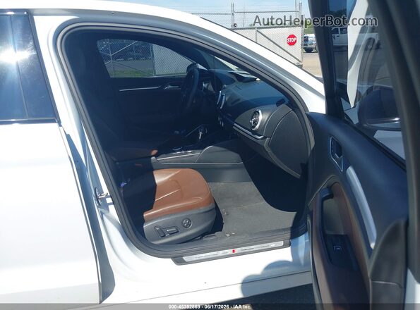 WAUJEGFF7LA074473 2020 AUDI A3 White Widok wnętrza z przodu