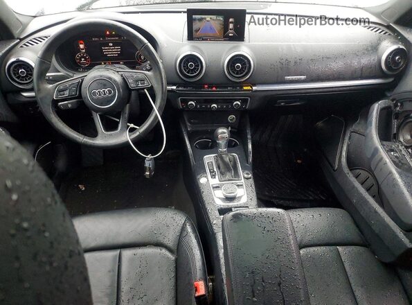 WAUJEHFF7K1018229 2019 AUDI A3 Gray Vista del salpicadero