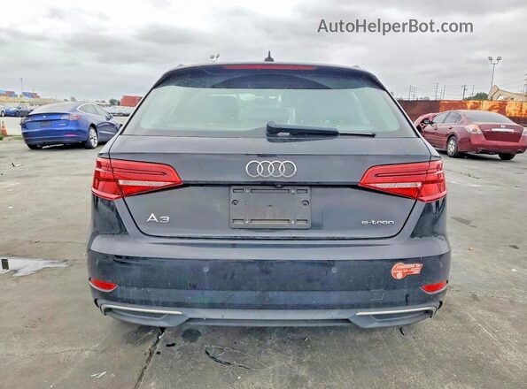 WAUTPBFFXJA083770 2018 AUDI A3 Black 