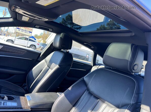WAUVPBF22MN083202 2021 AUDI A7 White 