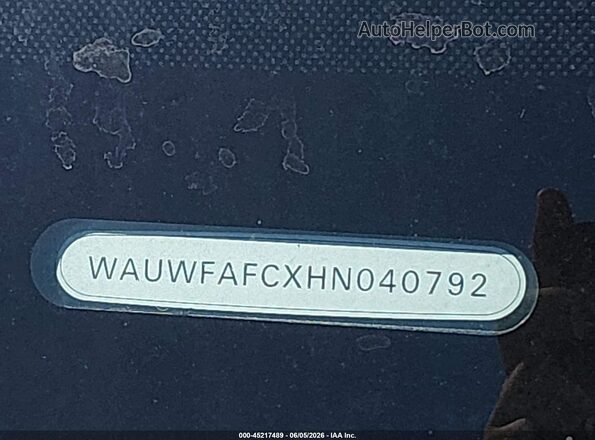 WAUWFAFCXHN040792 2017 AUDI S7 Black Вид підкапотного простору