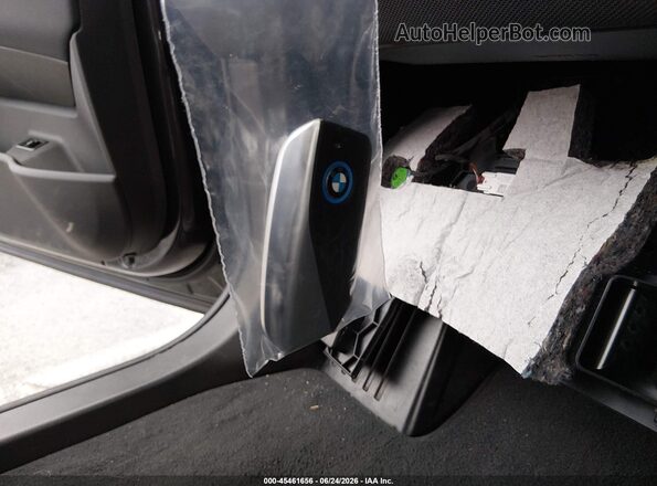 WB523CF02PCL56429 2023 BMW IX Gray Widok deski rozdzielczej