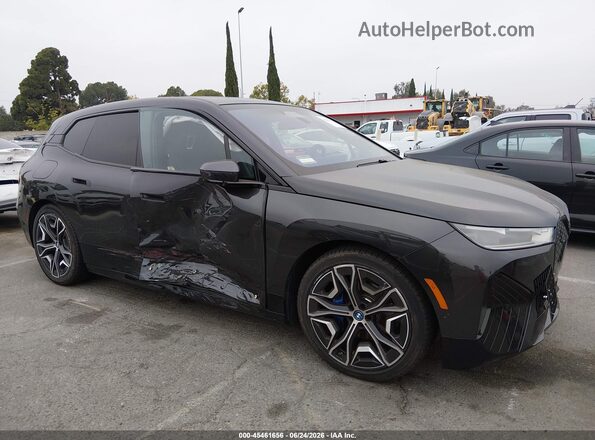 WB523CF02PCL56429 2023 BMW IX Gray Widok wnętrza z tyłu