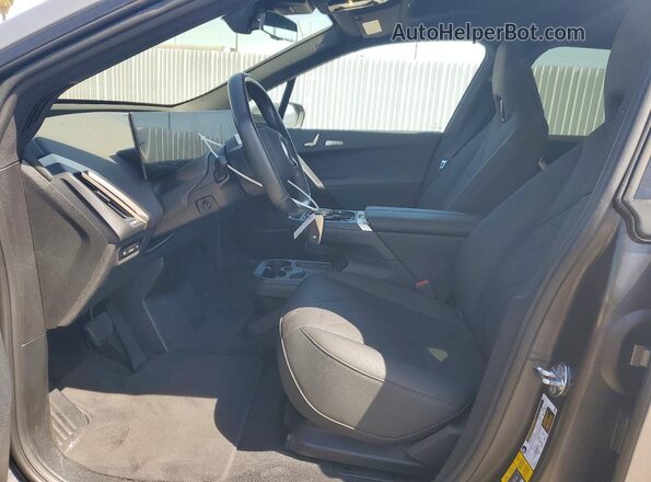 WB523CF02RCP69034 2024 BMW IX Gray Widok wnętrza z przodu