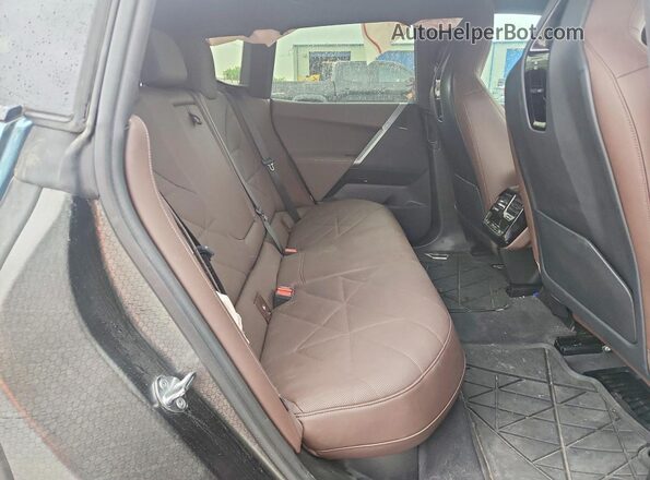 WB523CF03SCT49398 2025 BMW IX Синий Вид задней части салона