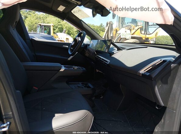 WB523CF05SCU31200 2025 BMW IX White Вид салону спереду