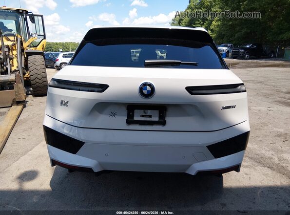 WB523CF05SCU31200 2025 BMW IX White 