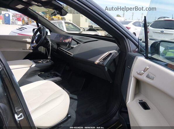 WB523CF06RCR48869 2024 BMW IX Black Вид салону спереду