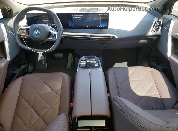 WB523CF06SCS46198 2025 BMW IX Black Вид панелі приладів