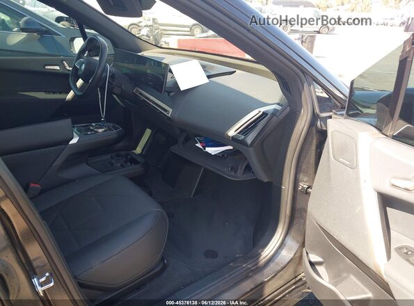 WB523CF06SCT92553 2025 BMW IX Черный Вид салона спереди