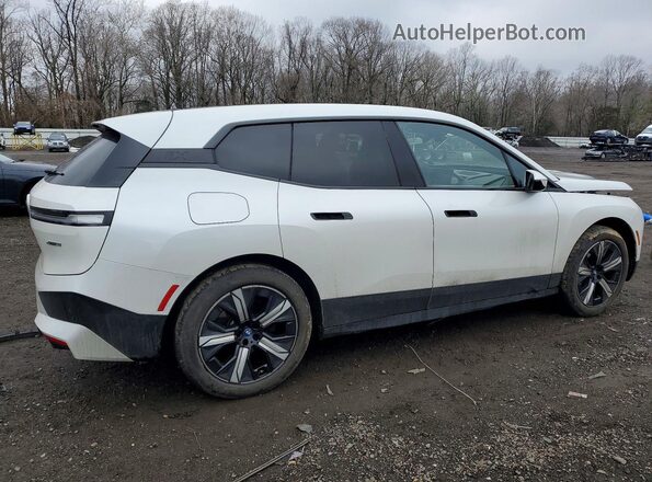 WB523CF08PCL95980 2023 BMW IX White 
