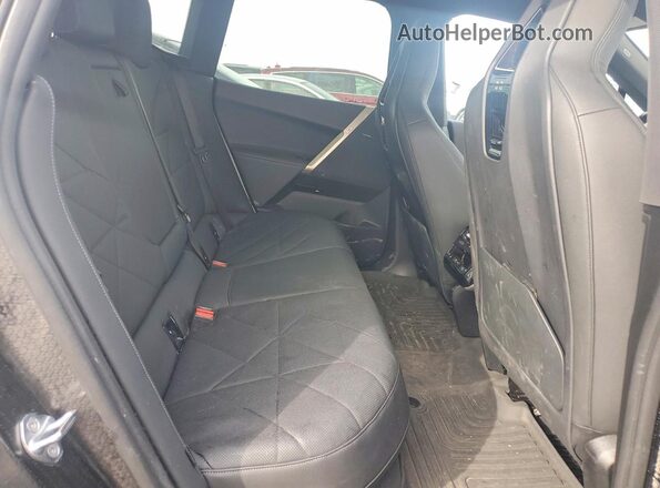 WB523CF08PCM08193 2023 BMW IX White Vista de los asientos traseros
