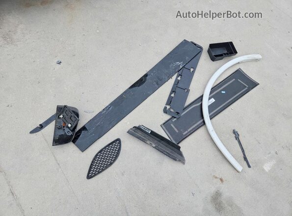 WB533CF00SCT39190 2025 BMW IX Black VIN კოდის სტიკერის ხედი