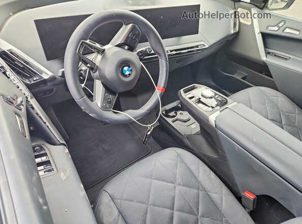 WB533CF00SCT39190 2025 BMW IX Black წინა პანელის ხედი