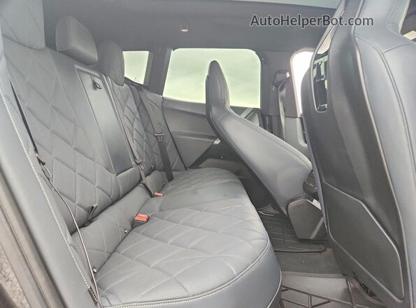 WB533CF00SCT39190 2025 BMW IX Black უკანა სალონის ხედი