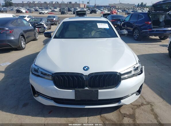 WBA13AG09PCL38347 2023 BMW 5 SERIES White ხელსაწყოთა პანელის ხედი