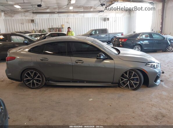 WBA13AL05N7K45241 2022 BMW M2 Серый Вид задней части салона