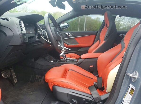 WBA13AL06R7R74158 2024 BMW M2 Blue Вид салону спереду