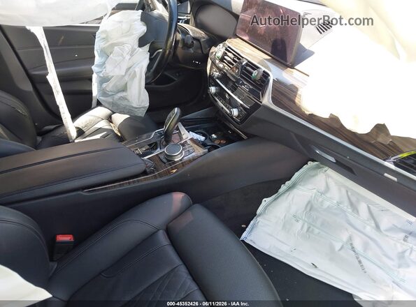 WBA13BJ06MCF89629 2021 BMW 5 SERIES Black Սալոնի դիմացի տեսք