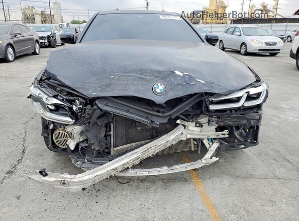WBA13BJ09MCF96154 2021 BMW 5 SERIES Black Դիմացի տեսք