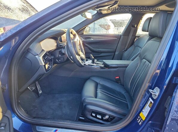 WBA13BK00PCM25650 2023 BMW M5 Blue Вид салону спереду